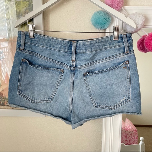 Madewell Relaxed Denim Shorts in Renfield Wash Destructed Edition - Picture 10 of 10